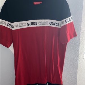 Guess T shirt